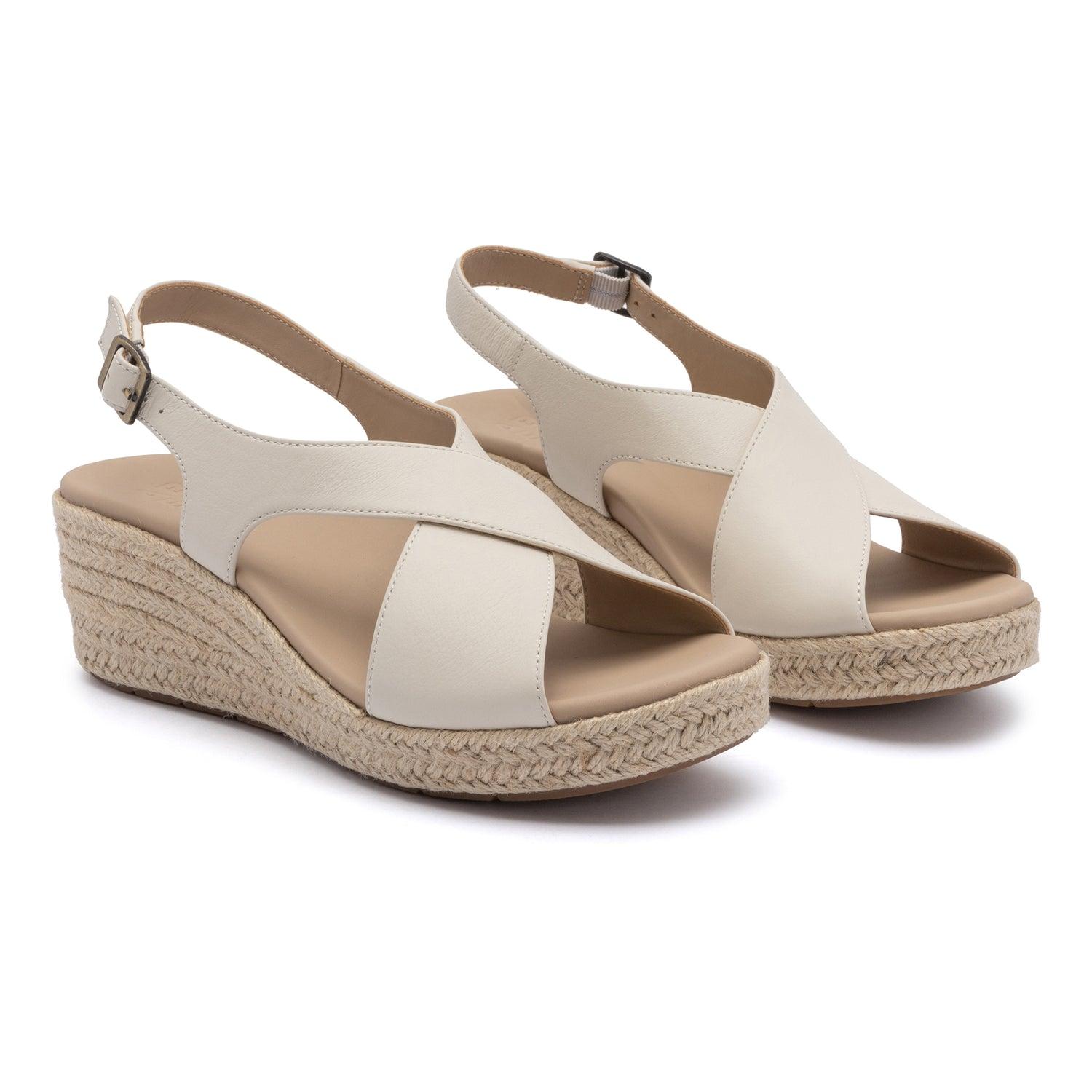 Riviera Cross Female Product Image