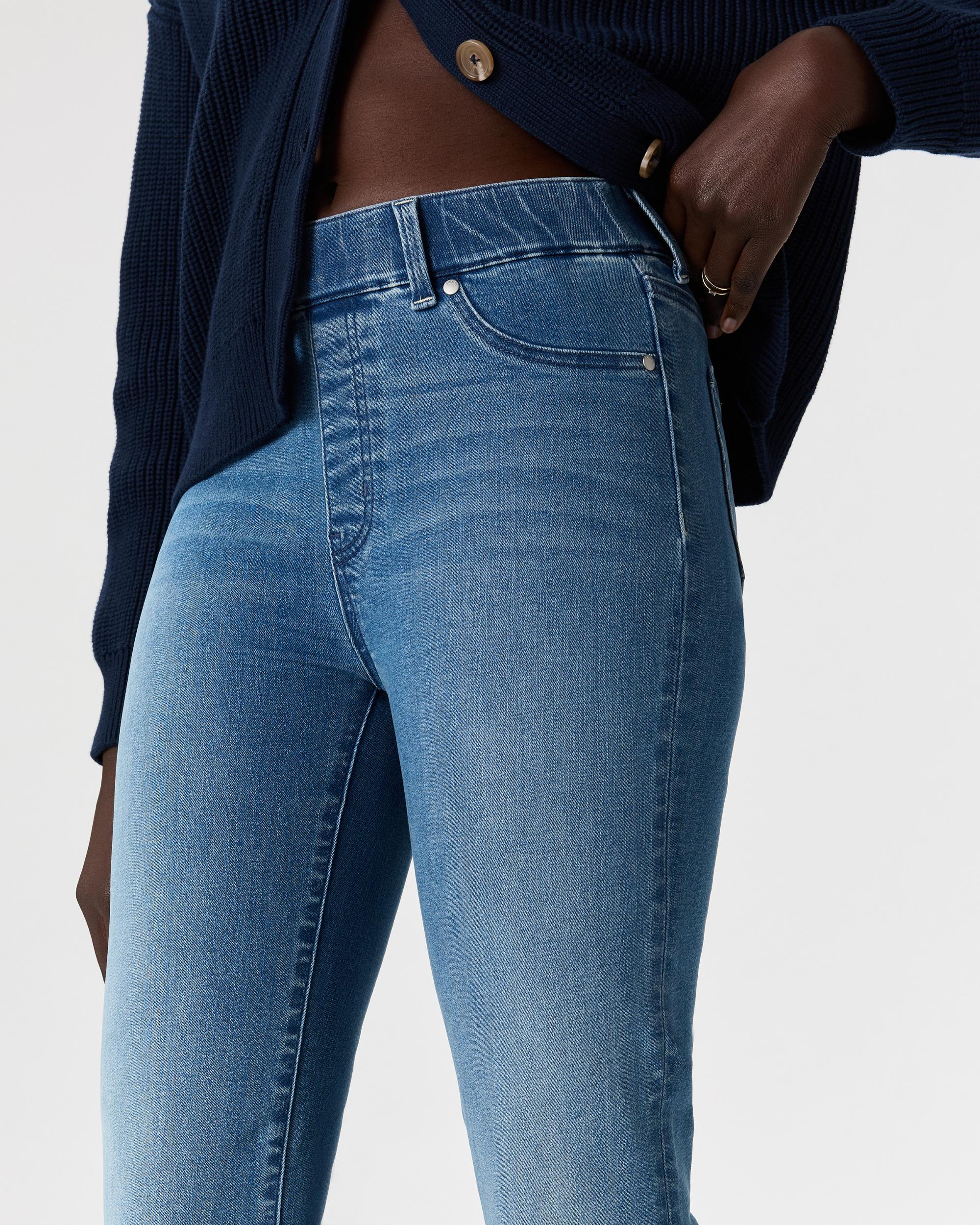 Quince | Women's Nina Stretch Pull-On Flare Jeans Cotton Product Image