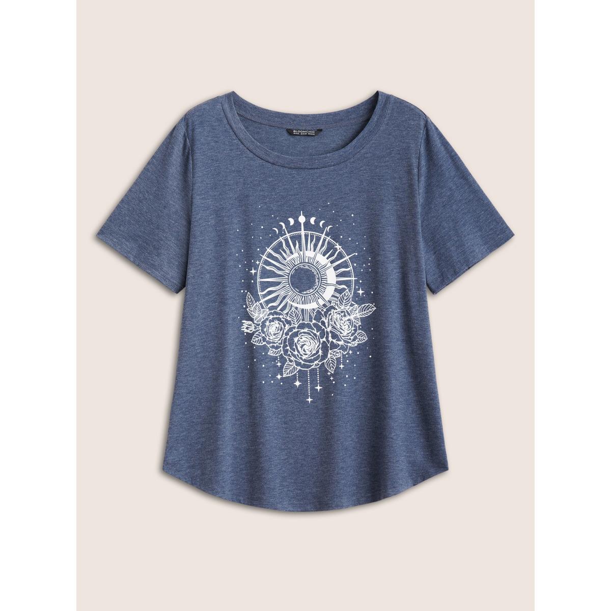 Plus Size Moon & Star Print Round Neck Curved Hem T-shirt Indigo Women Casual Non Star and moon Round Neck Everyday T-shirts BloomChic 14-16/1X Product Image