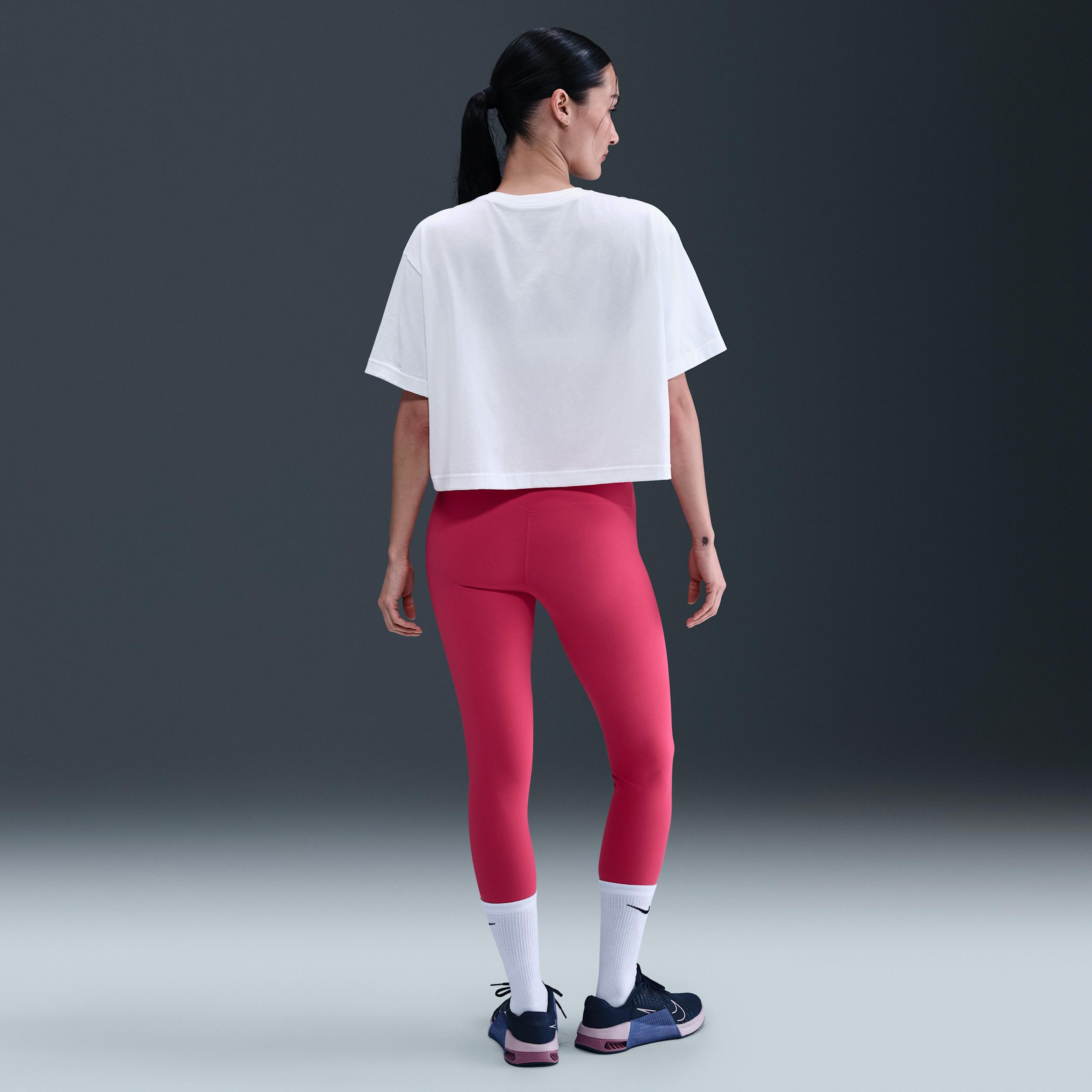 Women's Nike Sportswear Club Cropped T-Shirt Product Image