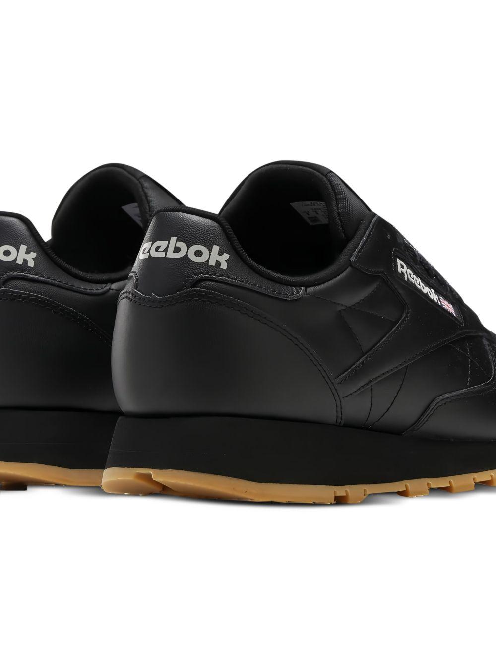 leather sneakers Product Image