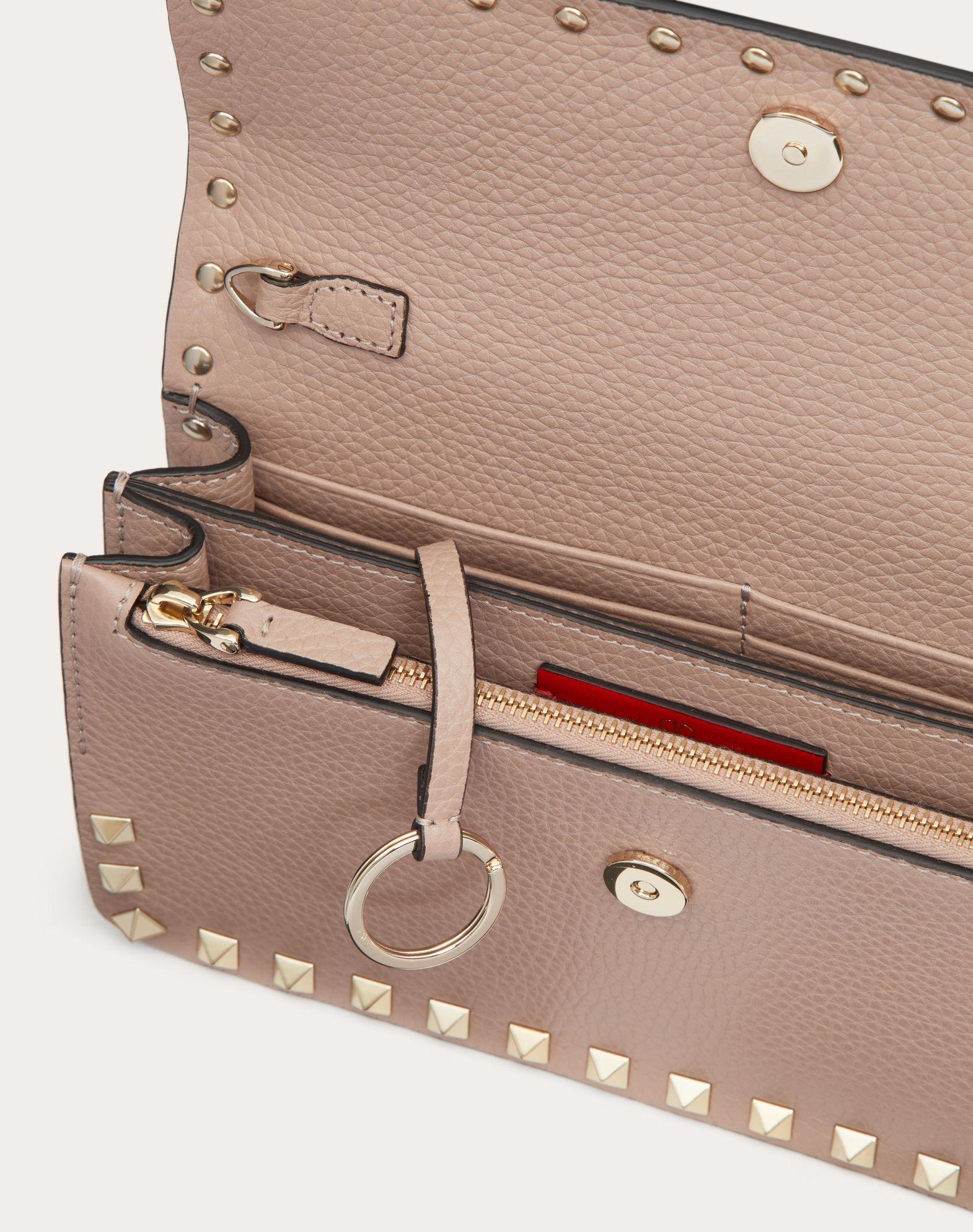 Rockstud Grainy Calfskin Chain Pouch  Product Image