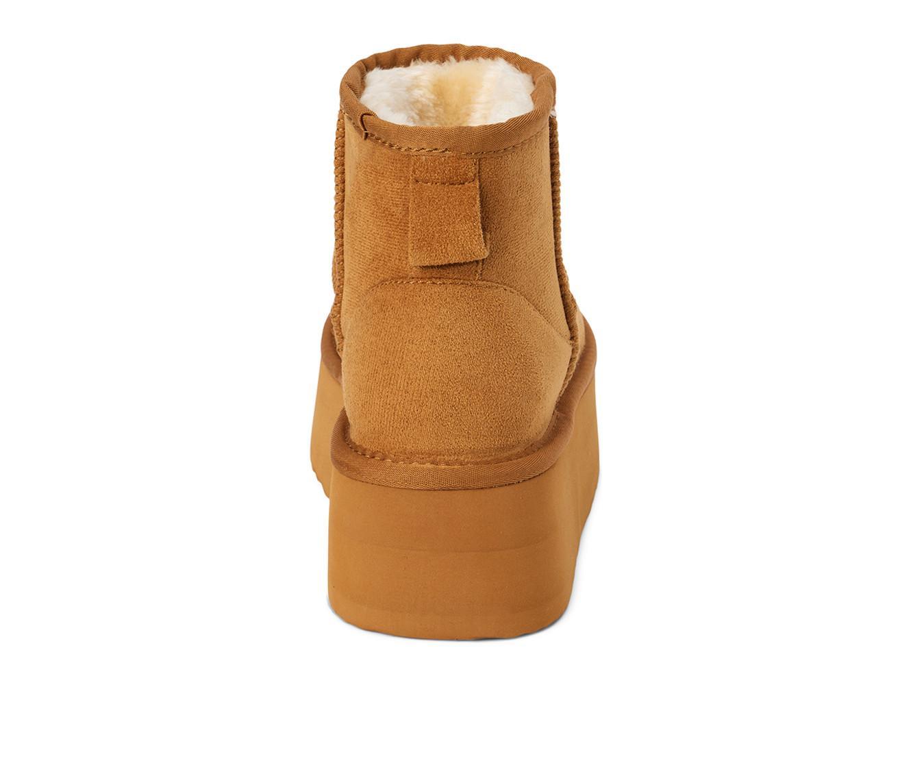 Women's Beach by Matisse Keystone Platform Winter Boots Product Image