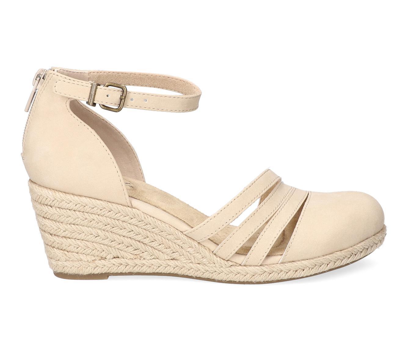 Women's Easy Street Daytona Wedges Product Image