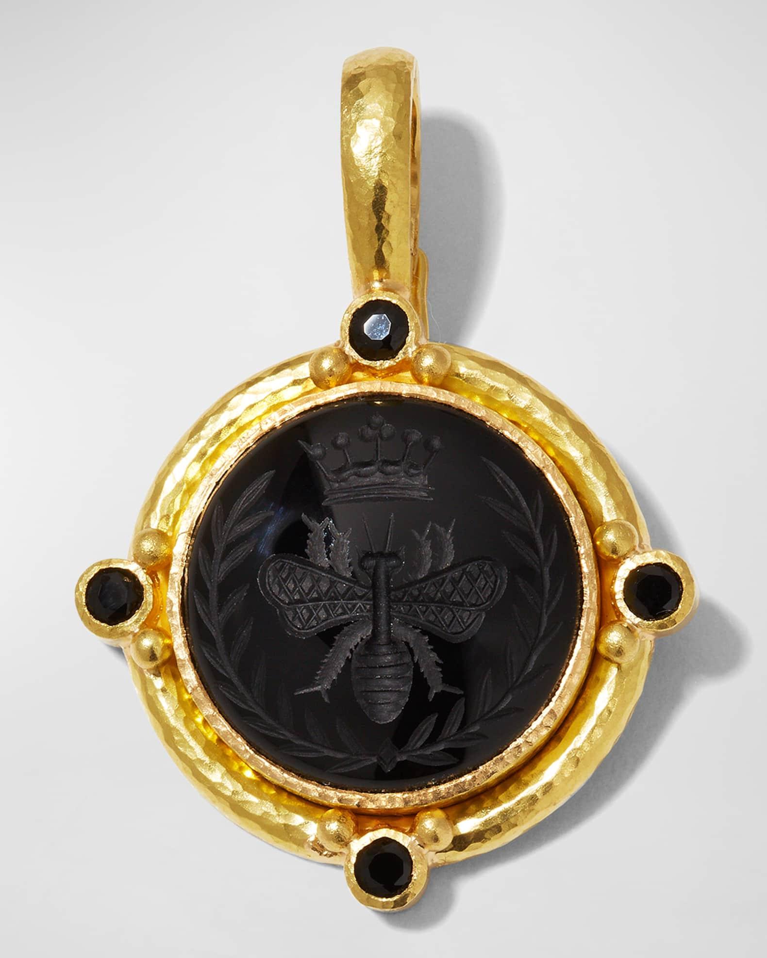 19K Queen Bee Carved Onyx Pendant Product Image