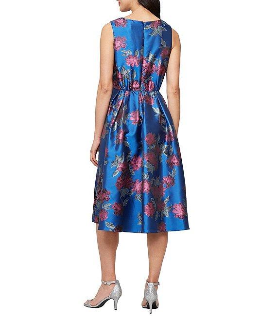 Ignite Evenings Sleeveless V-Neck Jacquard Midi Dress Product Image