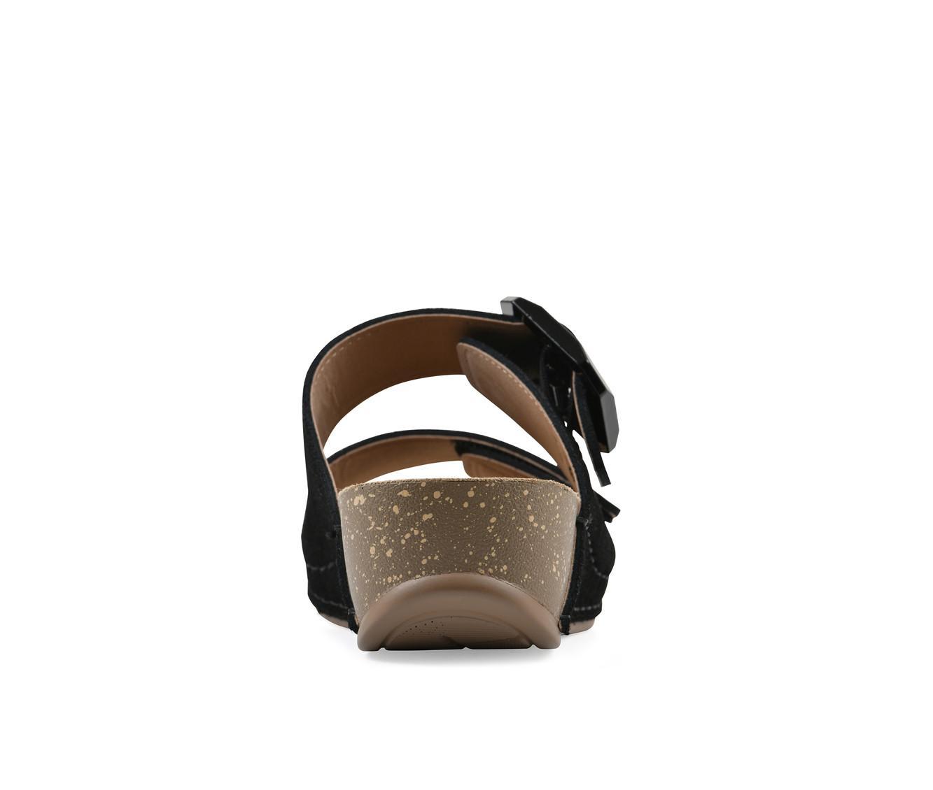 Women's White Mountain Fearful Footbed Sandals Product Image