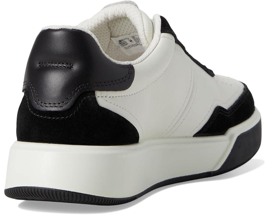 Soft 7 Easy Slip Sneaker Product Image