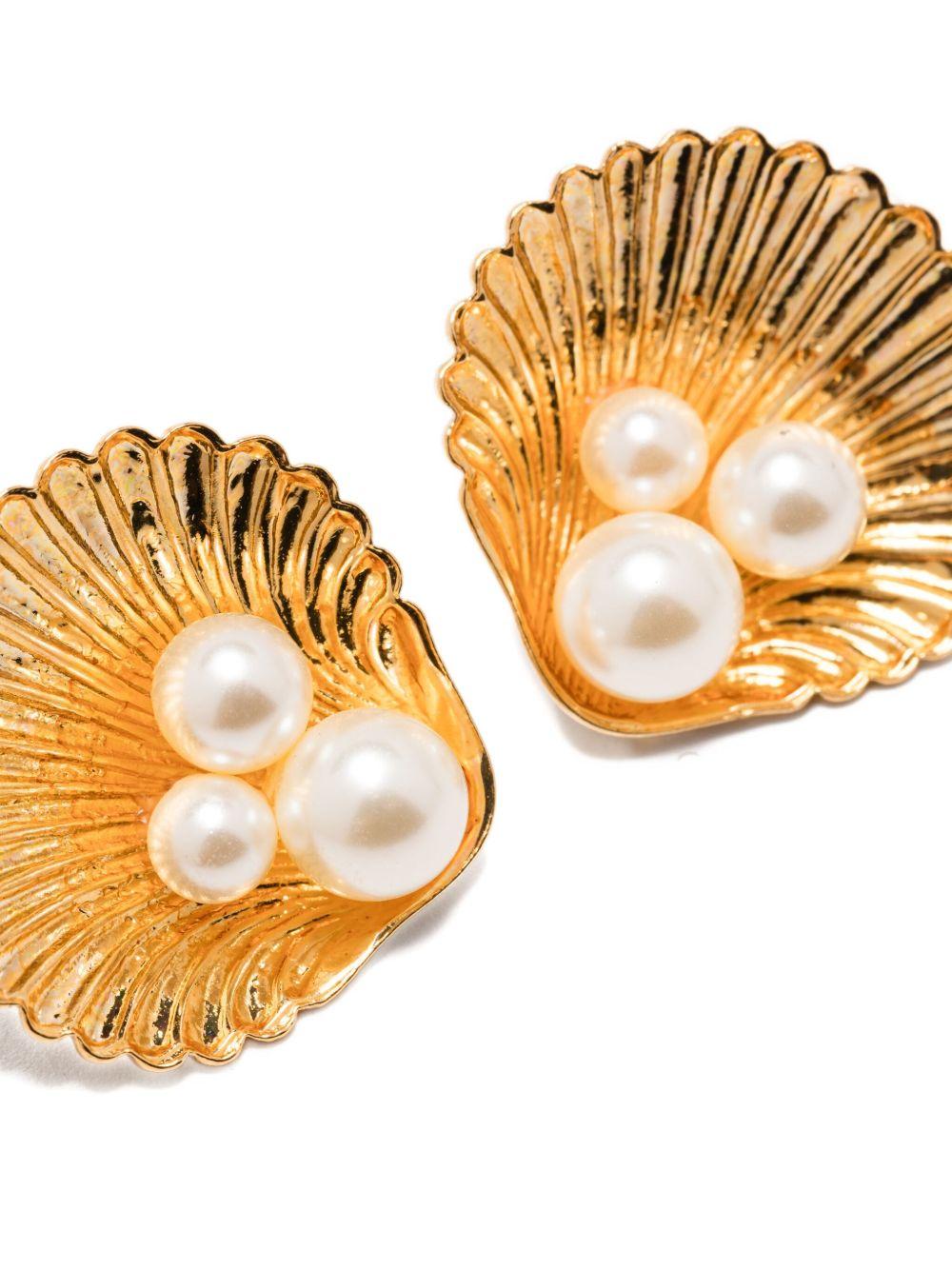 Maricela shell-pearl earrings Product Image