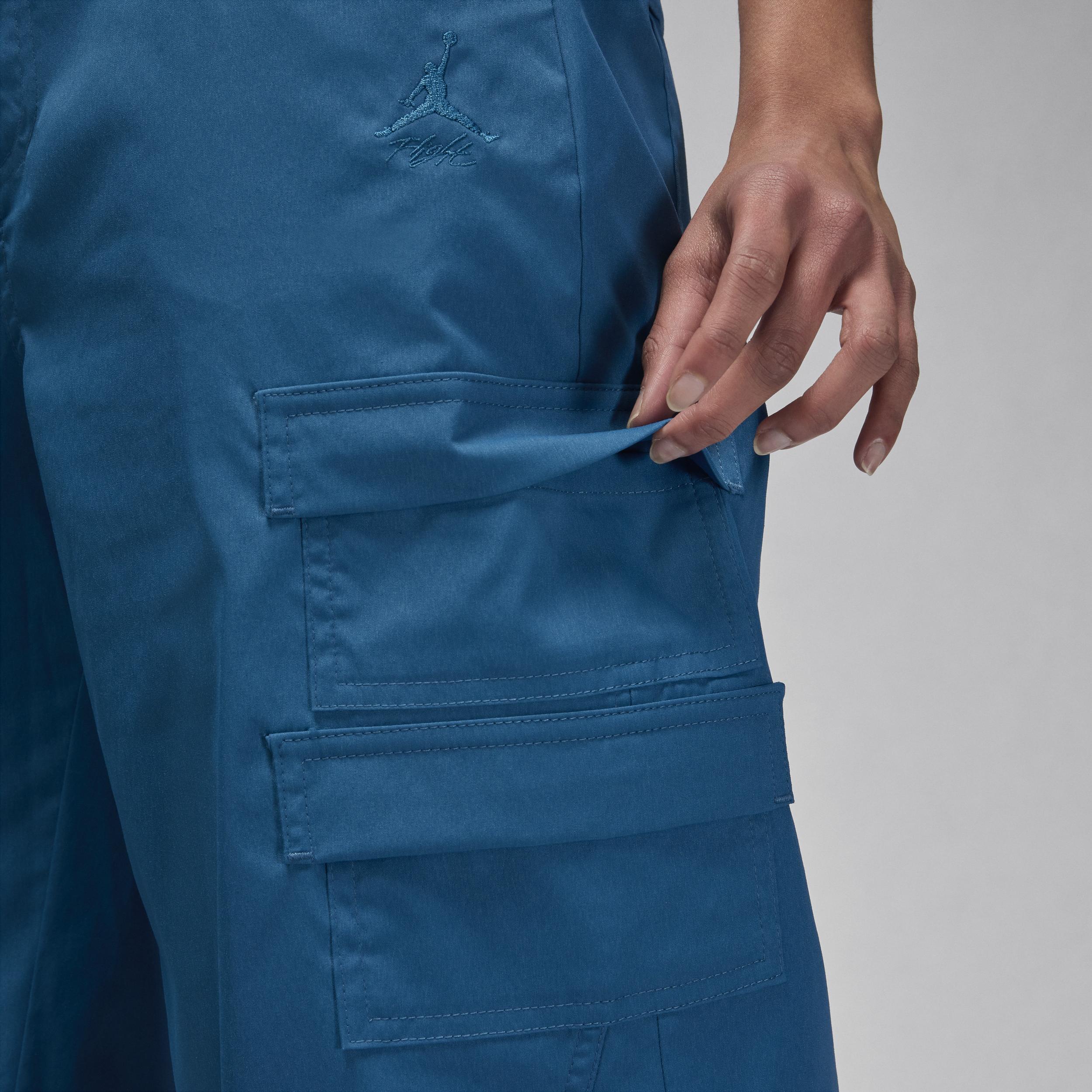 Womens Chicago Cargo Pants Product Image