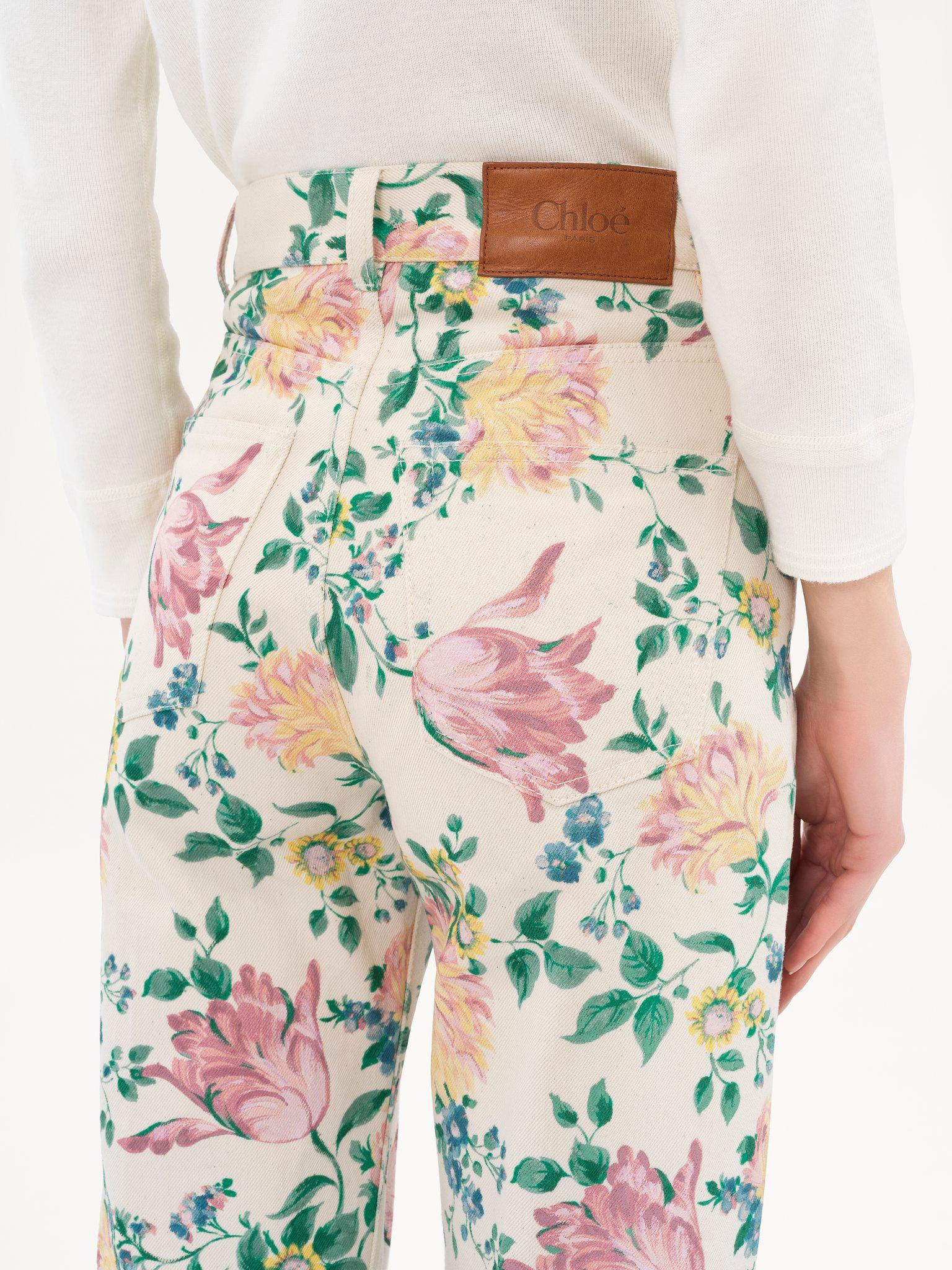 High-rise flare jeans in denim Product Image