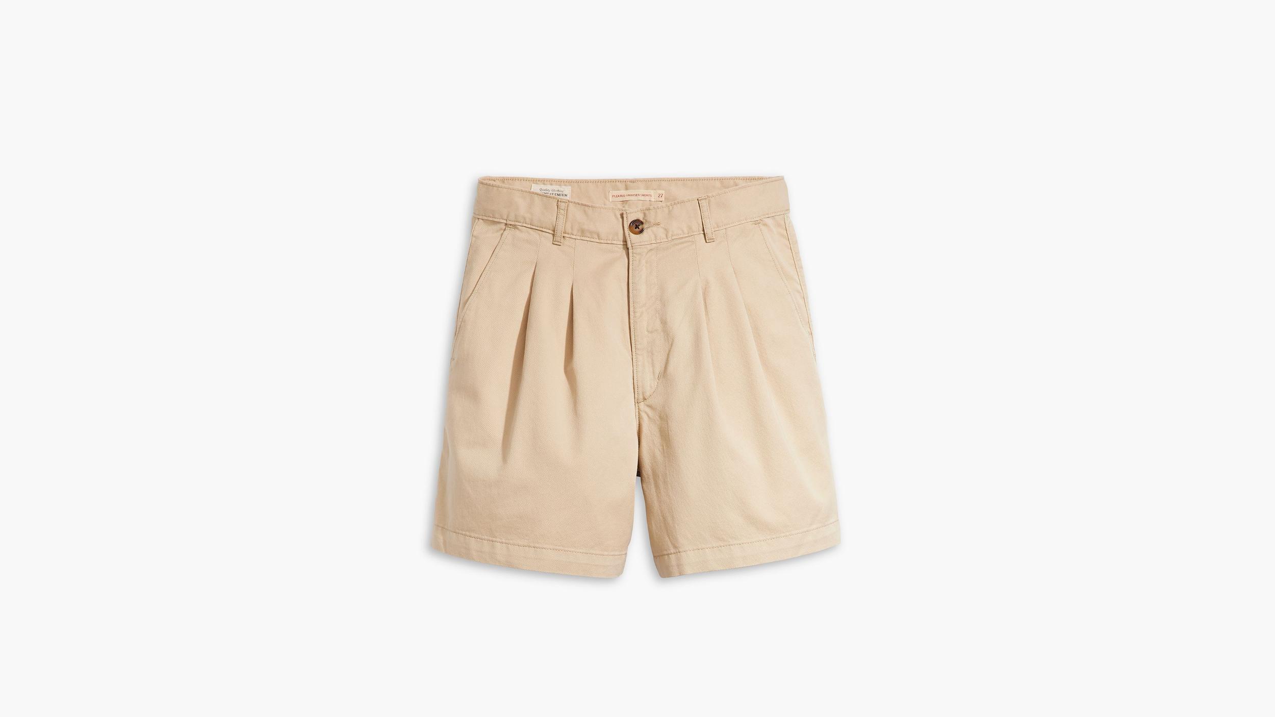 Pleated Women's Trouser Shorts Product Image