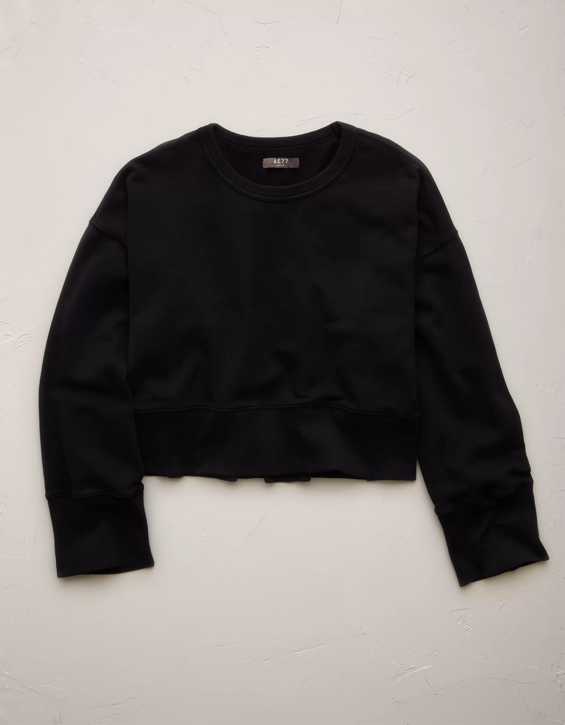 AE77 Premium Relaxed Cropped Sweatshirt Product Image