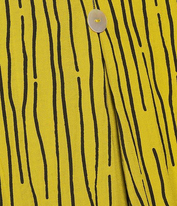 Ali Miles Crinkle Woven Abstract Stripe Wire Collar 3/4 Sleeve Button Front Tunic Product Image