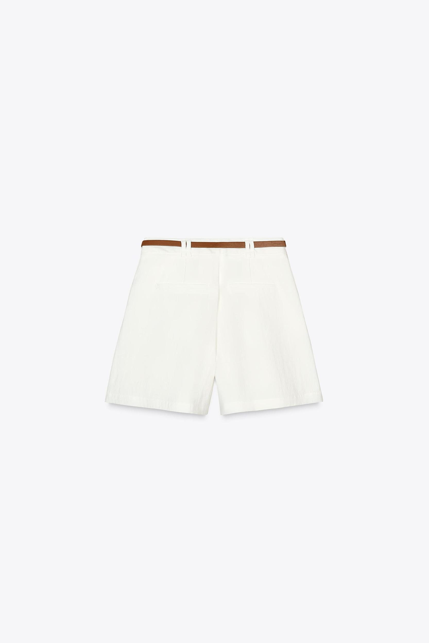 BELTED PLEATED SHORTS Product Image