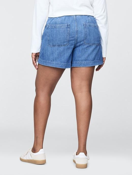Easy Denim Shorts Product Image