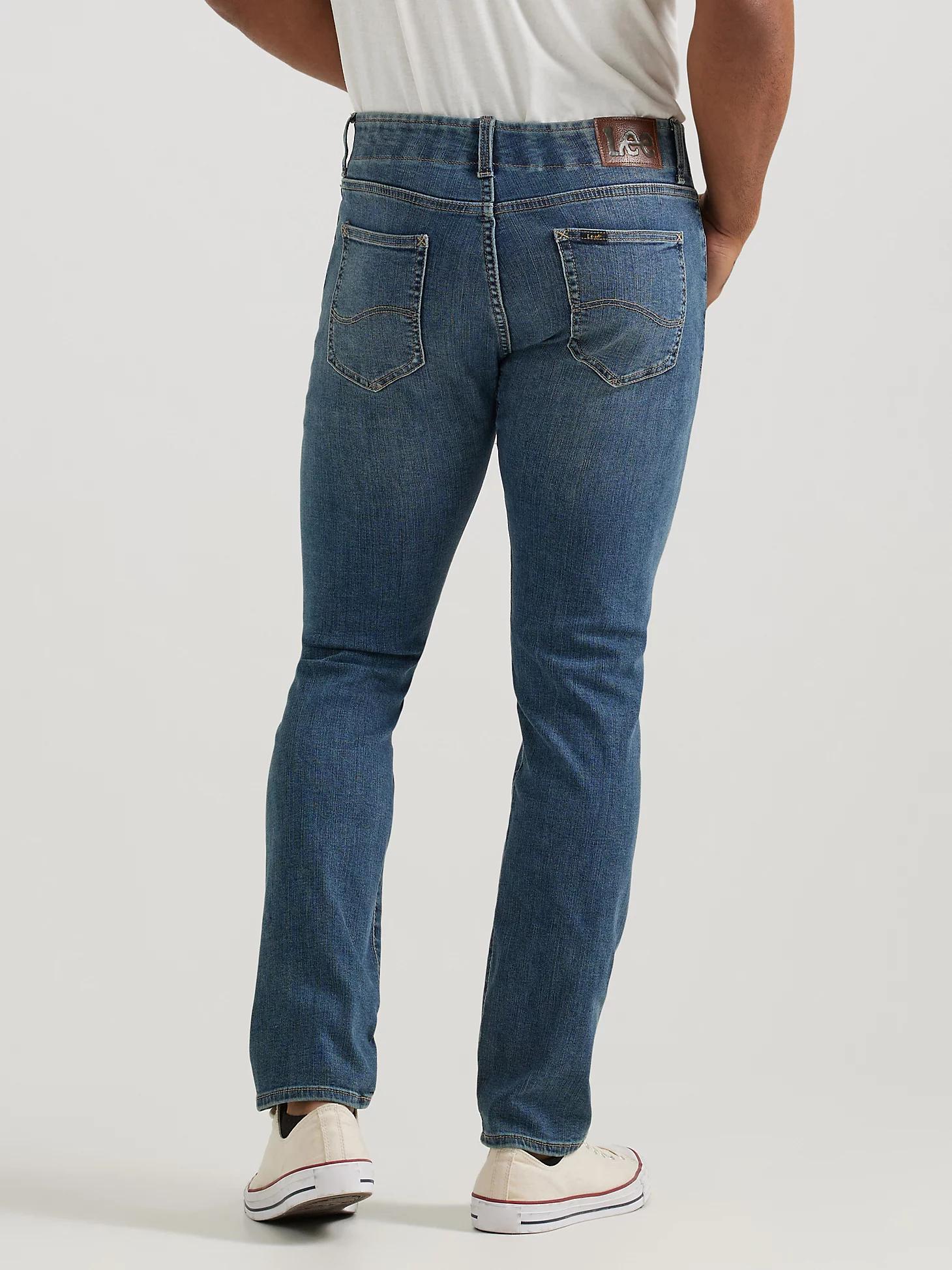 Men's Extreme Motion Slim Straight Jean | Lee® Product Image