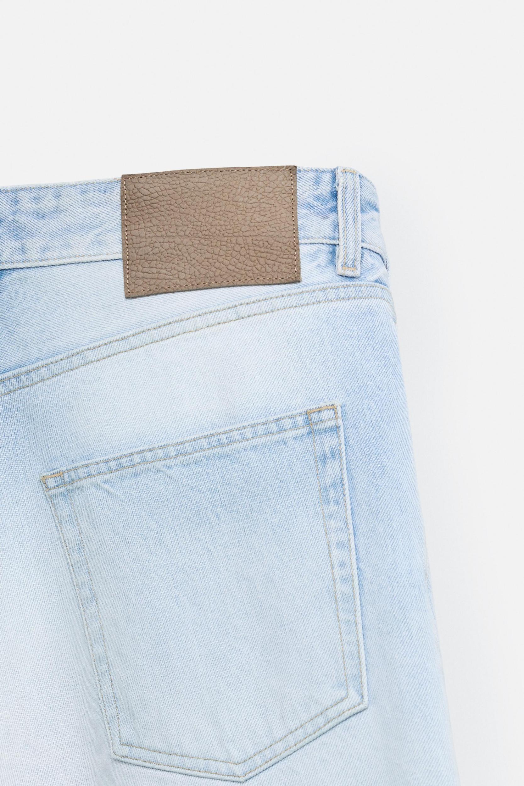 FADE BAGGY FIT JEANS Product Image