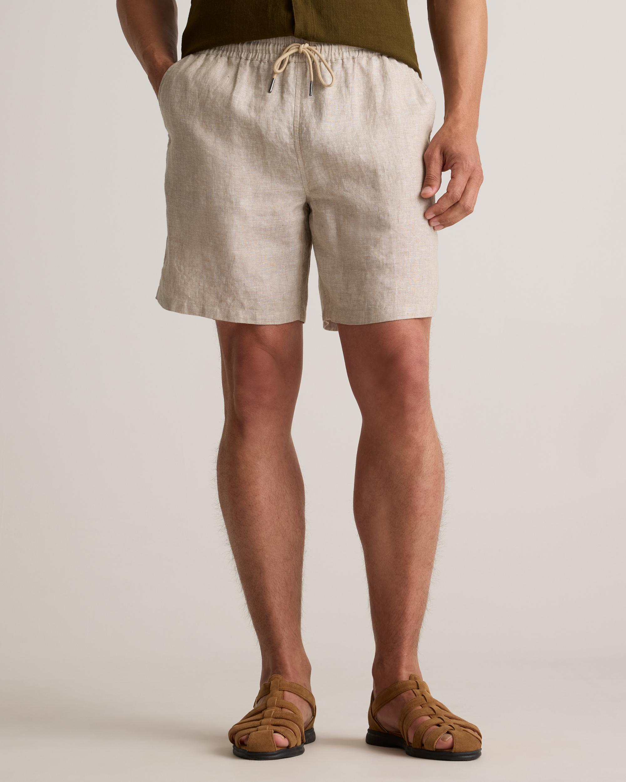 Quince | Men's 100% European Linen Drawstring Beach Shorts 7" Product Image