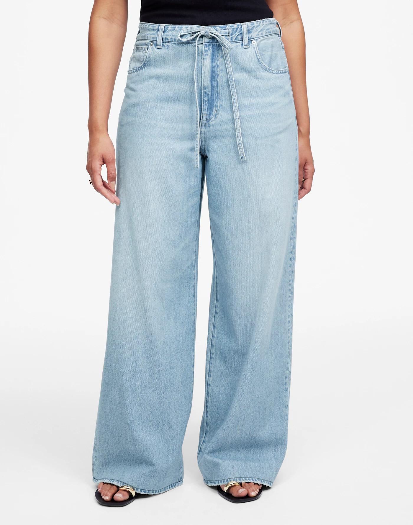 Curvy Superwide-Leg Jeans in Ashbury Wash: Airy Denim Edition Product Image