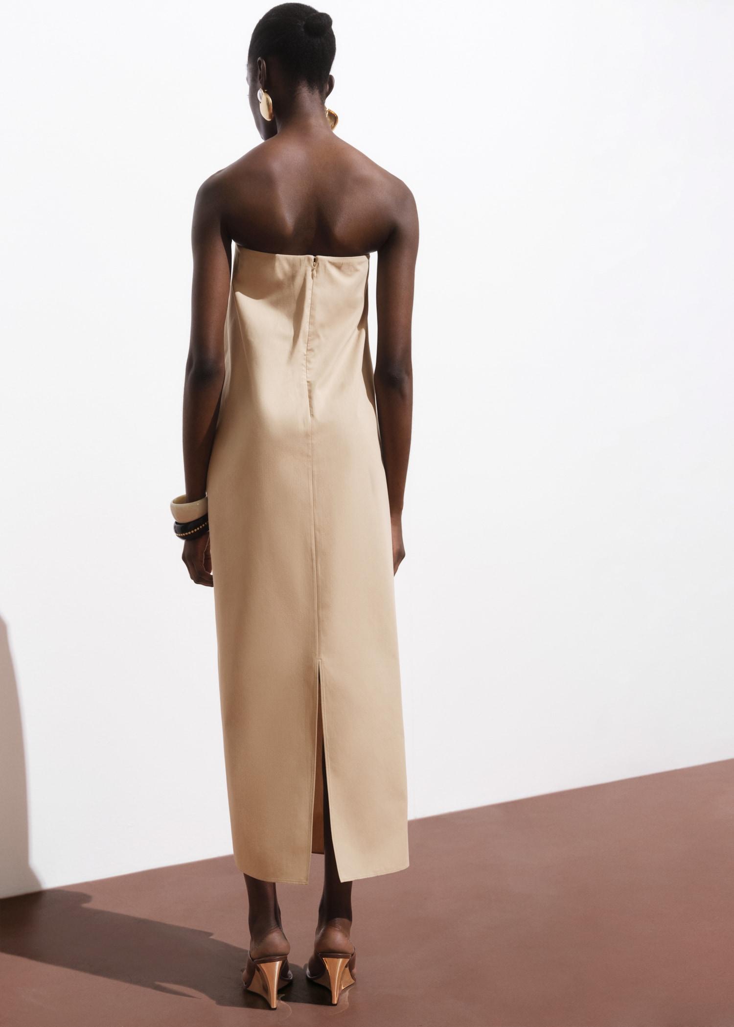 Long dress with sweetheart neckline - Women | MANGO USA Product Image