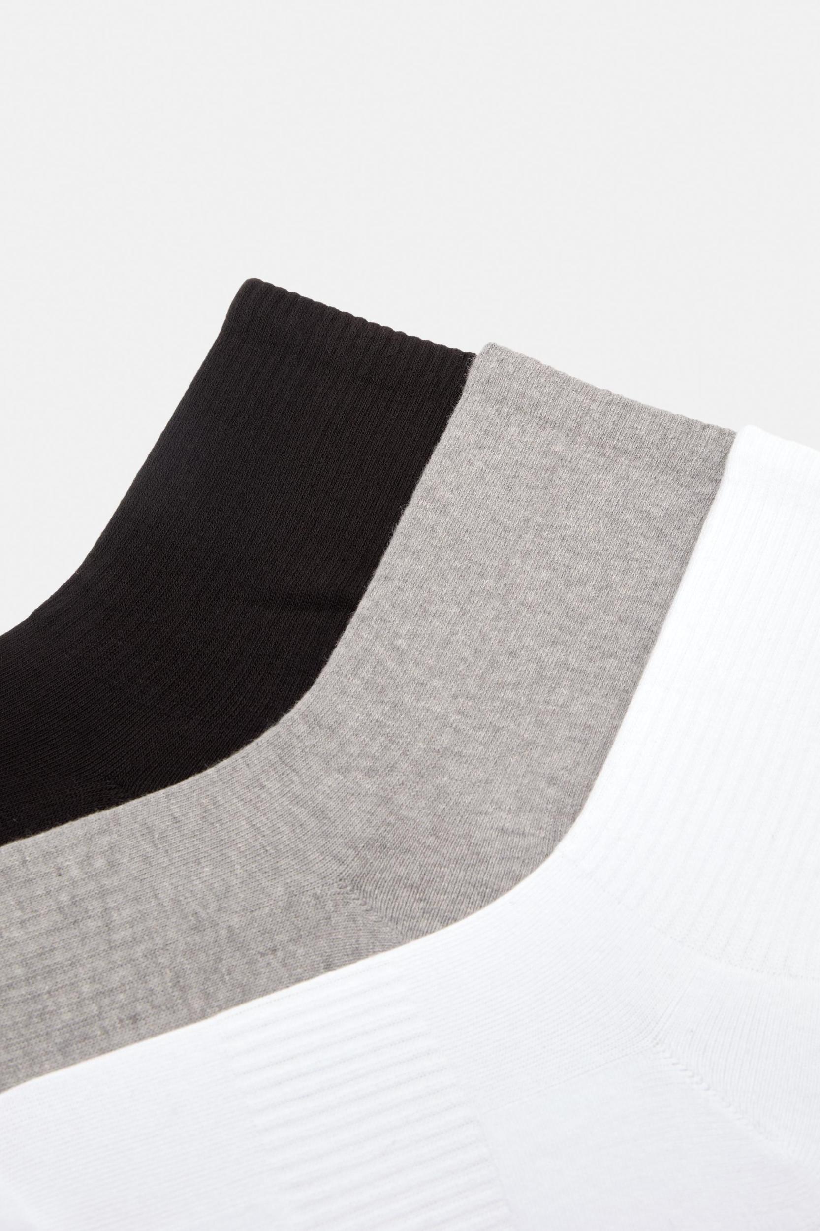 Pack of 3 pairs of socks Product Image