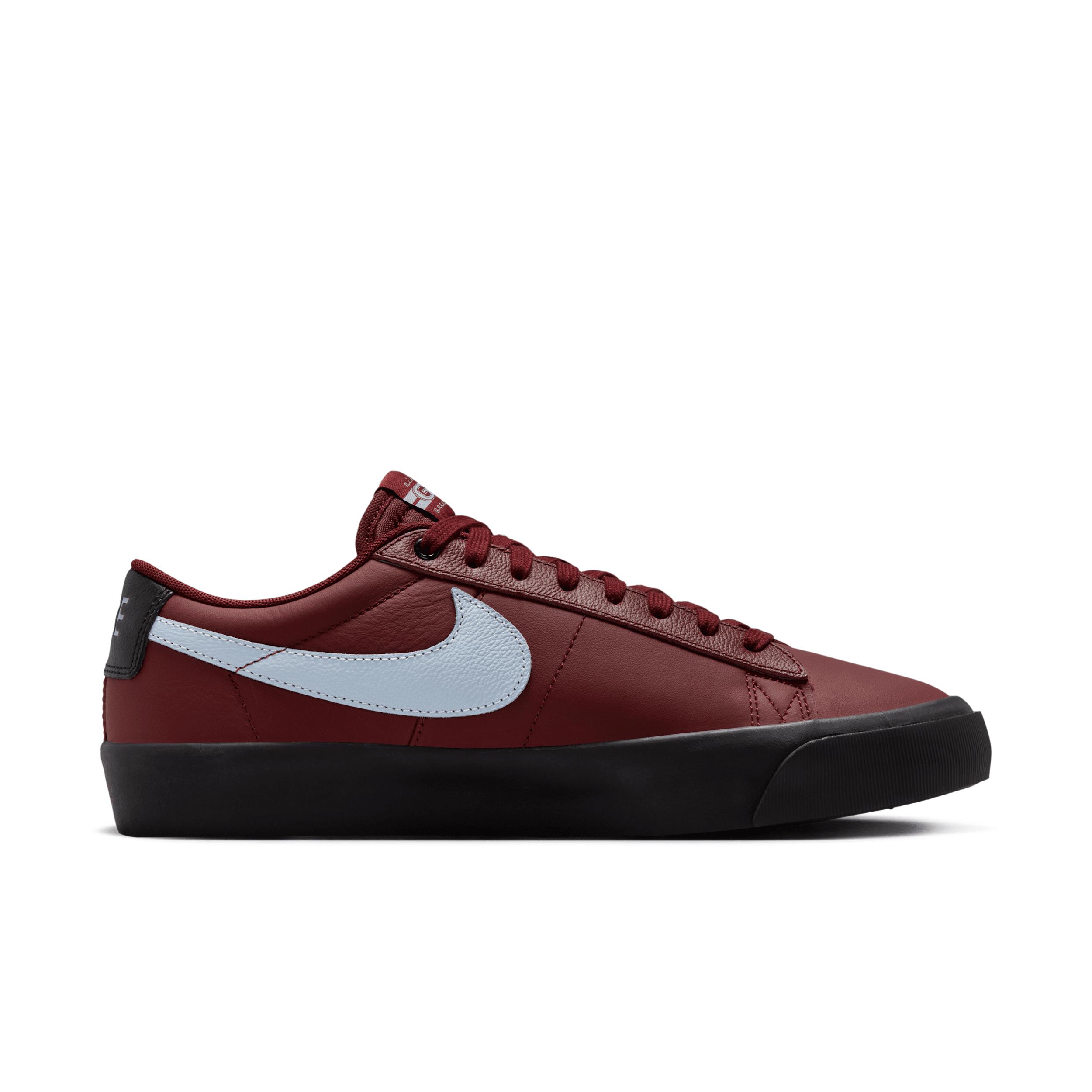 Men's Nike SB Blazer Low Pro GT Shoes Product Image