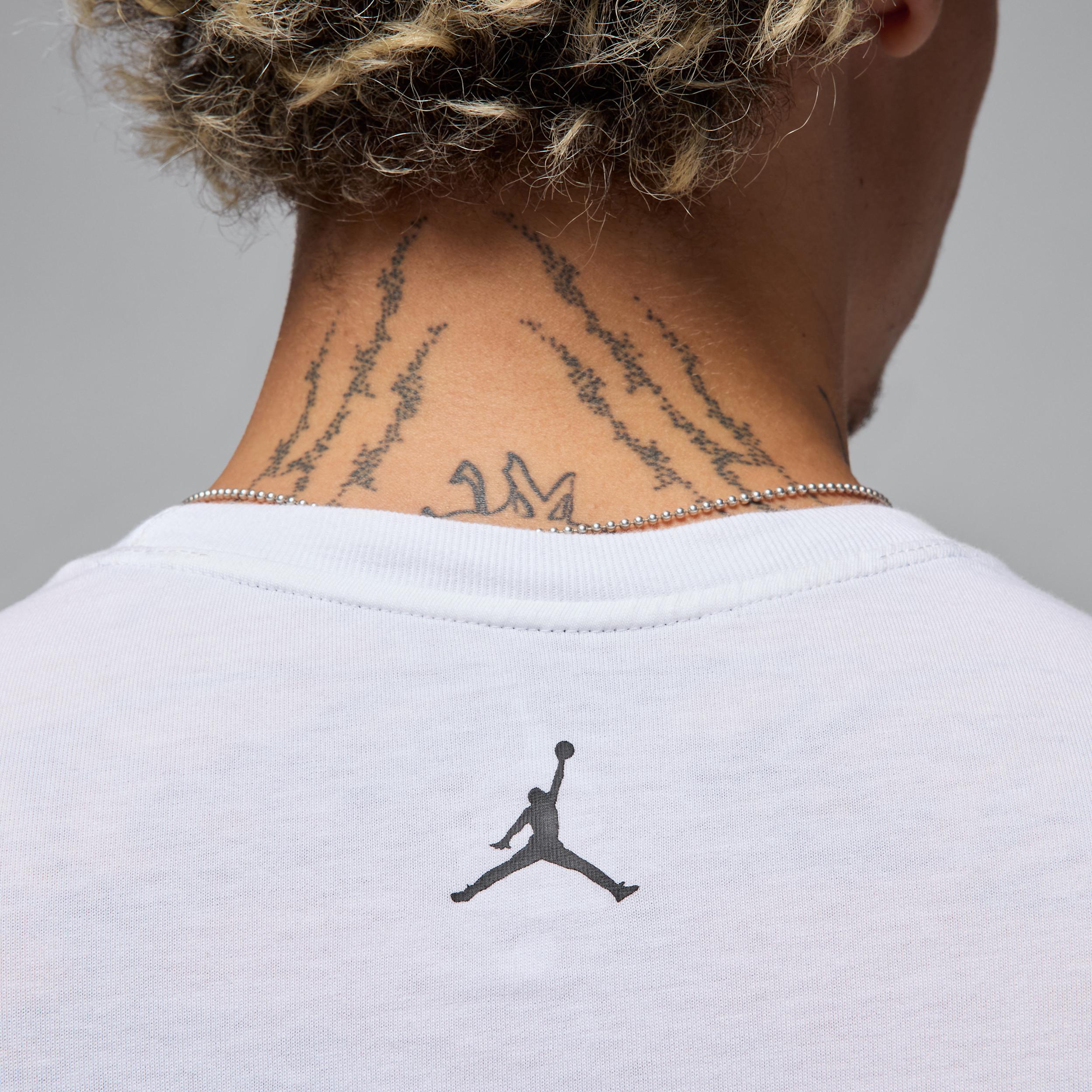 Jordan Sport Men's Dri-FIT T-Shirt Product Image
