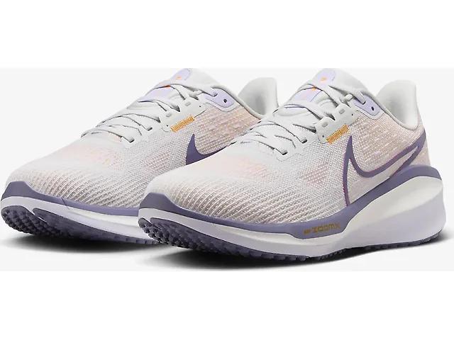 Women's | Nike Vomero 17 Product Image