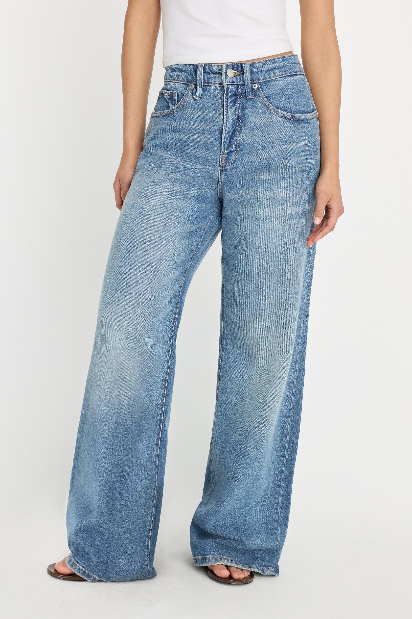 GOOD EASE RELAXED JEANS | INDIGO575 Product Image