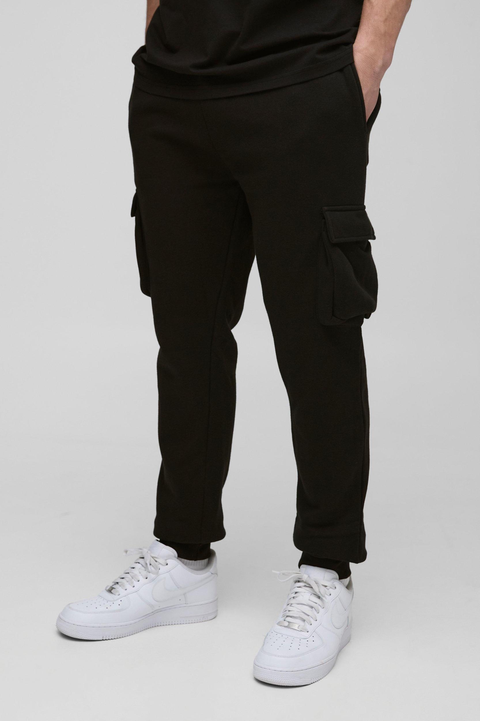 330GSM Tall Skinny Fit Cargo Sweatpants In Black | boohooMAN USA Product Image