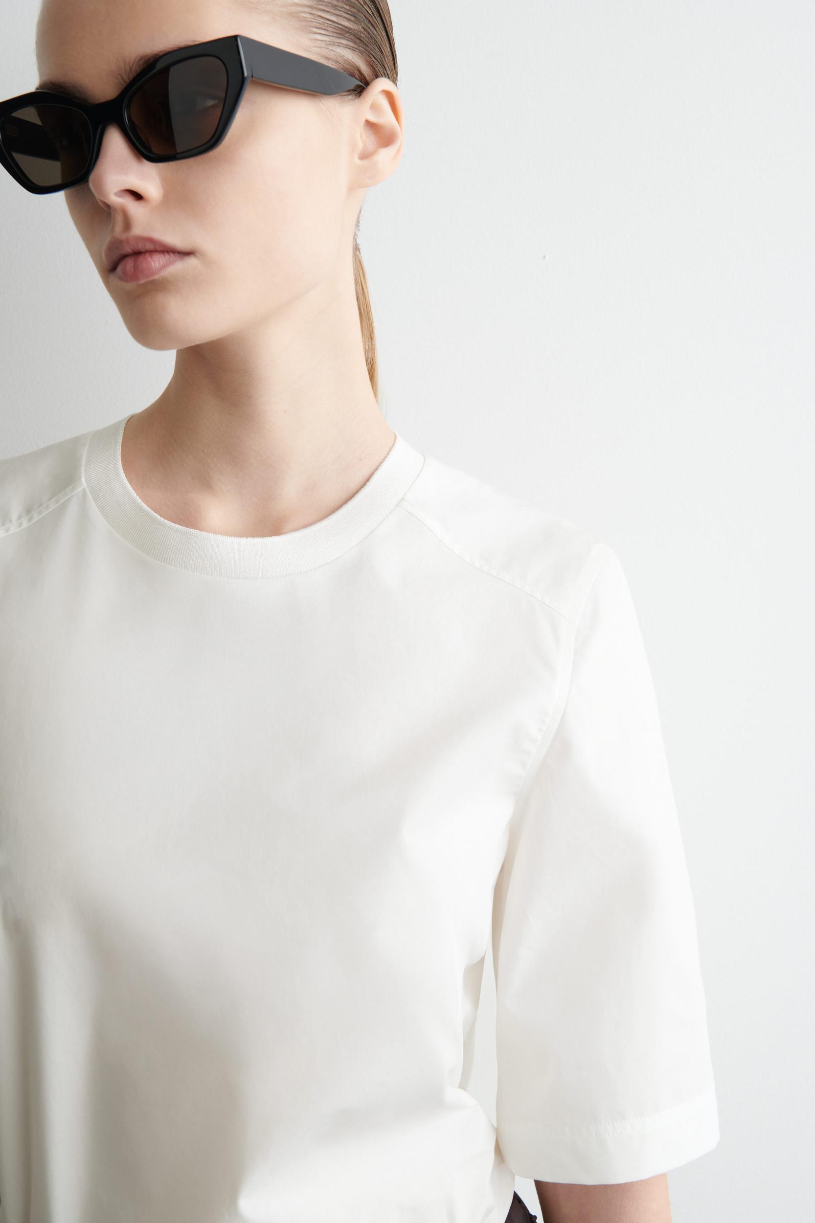 WOVEN COTTON TOP Product Image