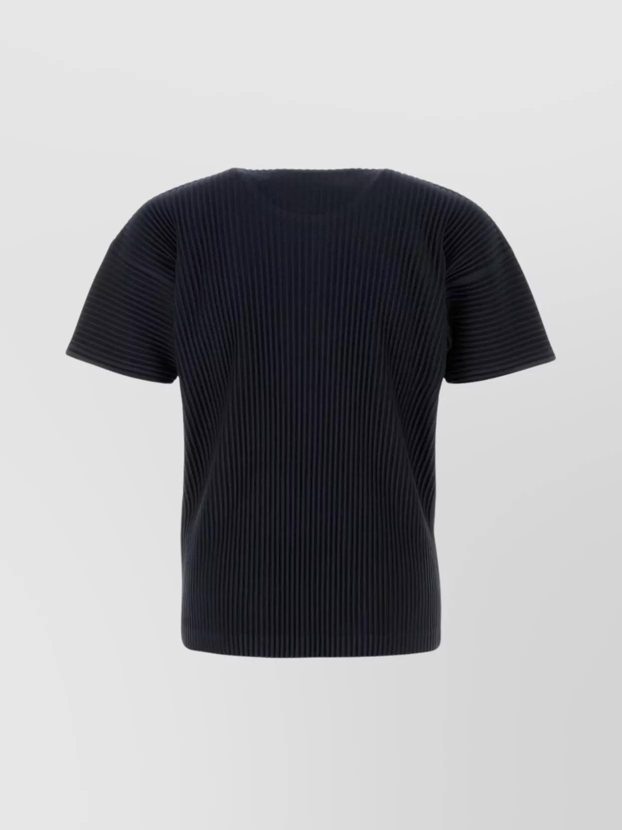 ISSEY MIYAKE Ribbed Crew Neck Short Sleeve T-shirt In Black Product Image