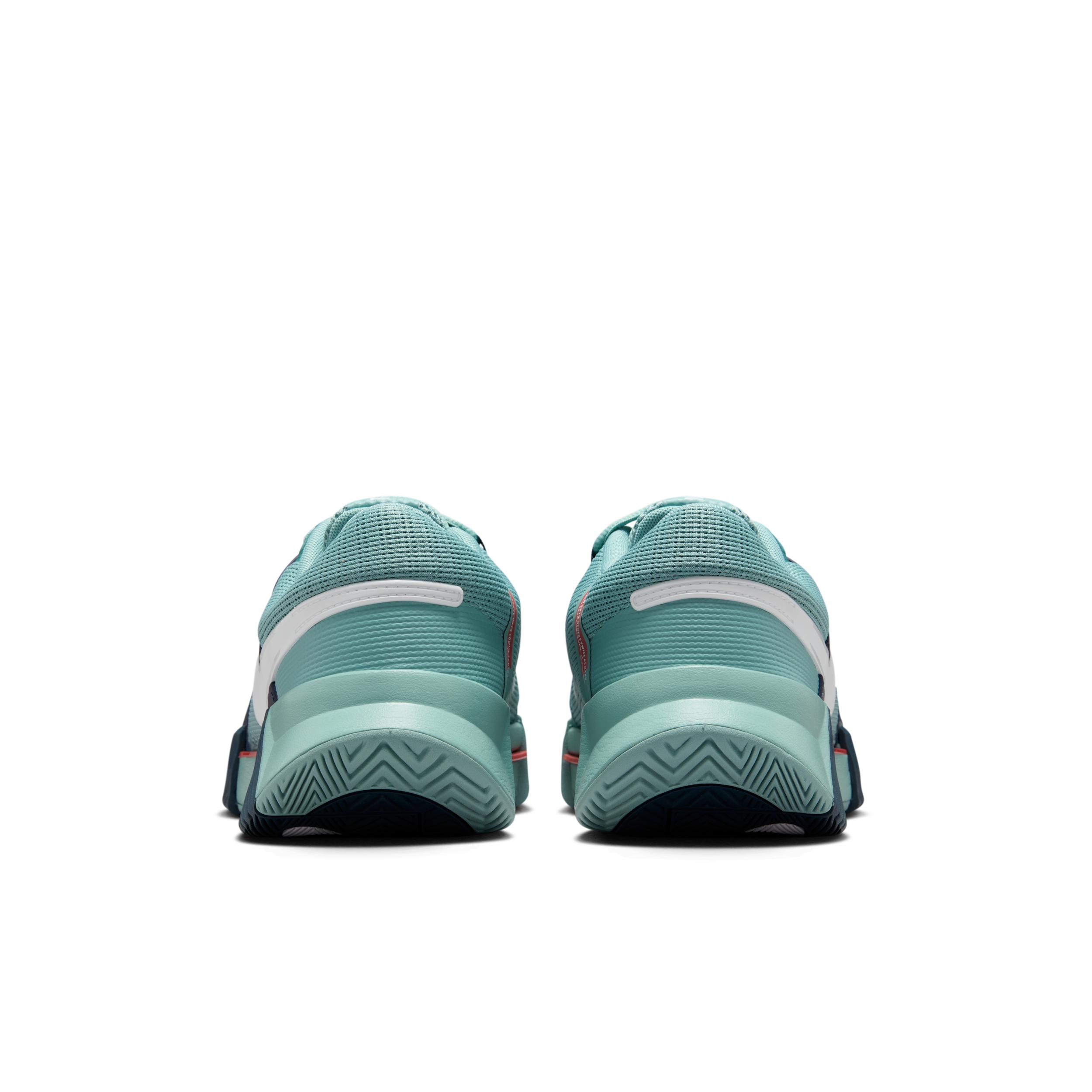 Nike Men's Zoom GP Challenge 1 Hard Court Tennis Shoes Product Image