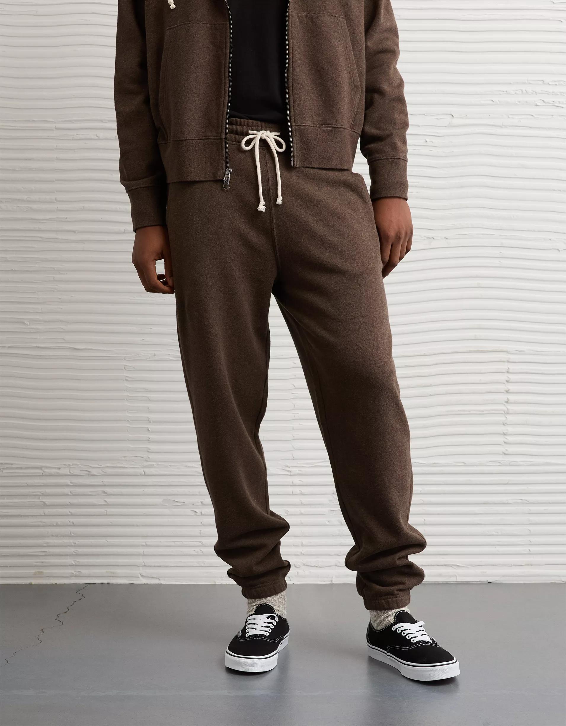 AE Laidback Luxe Heavyweight Sweatpant Product Image