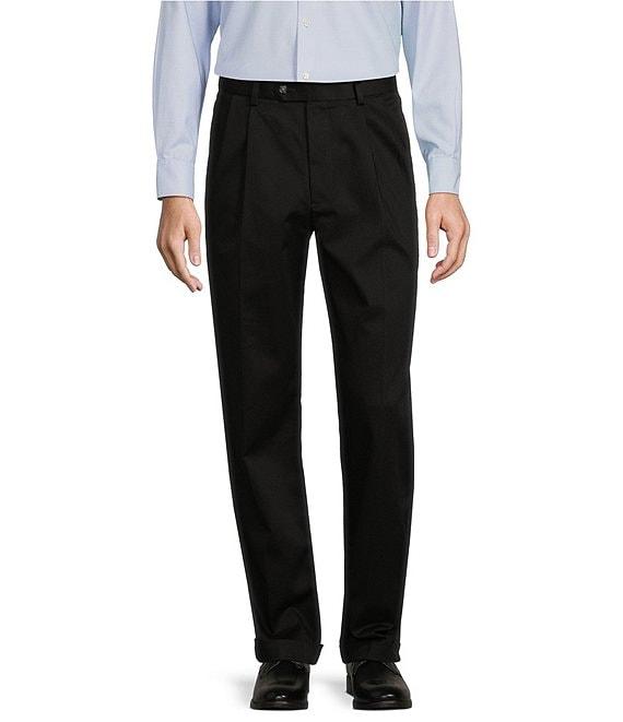 Roundtree & Yorke TravelSmart Ultimate Performance Classic Fit Pleated Non-Iron Chino Pants Product Image