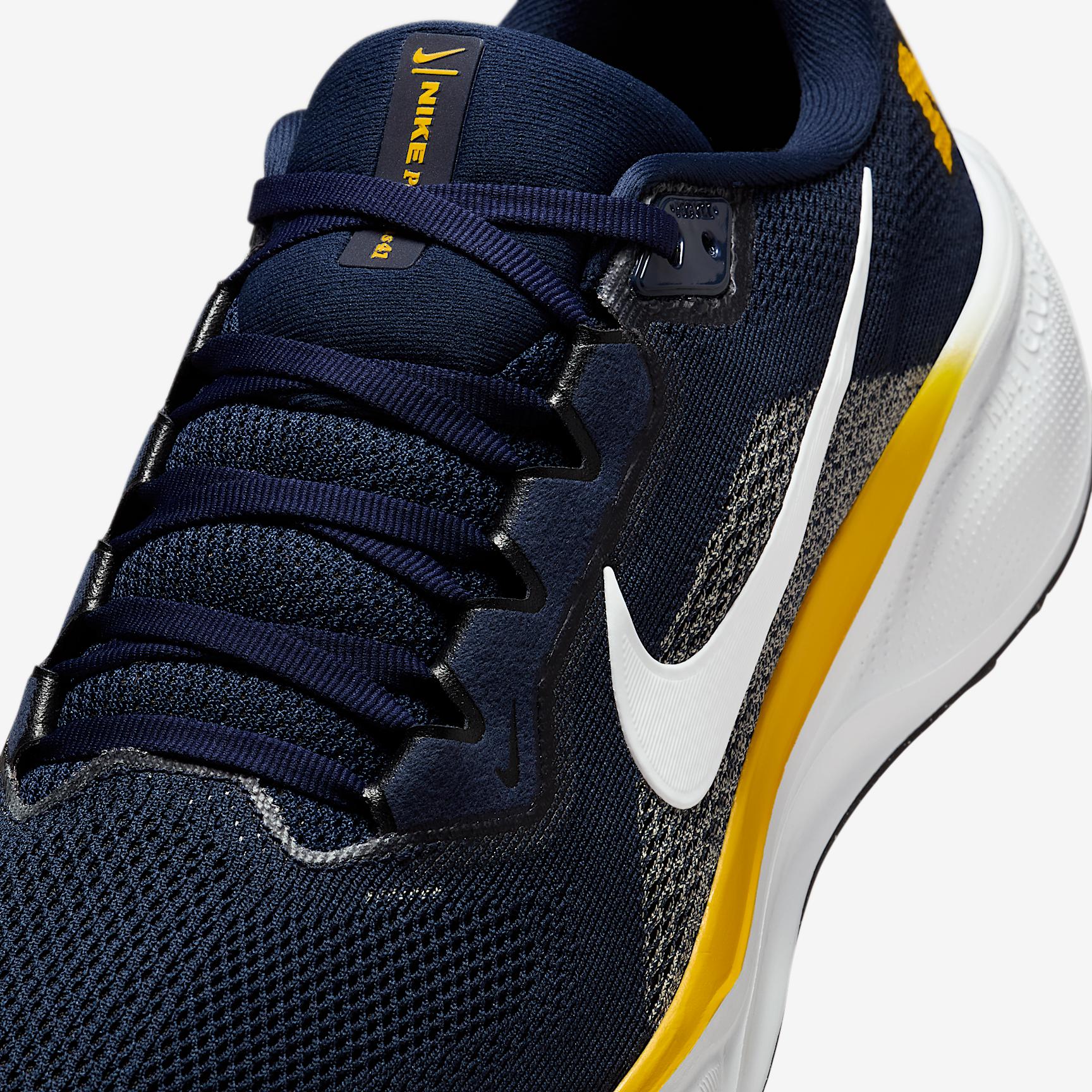 Michigan Pegasus 41 Men's Nike College Road Running Shoes Product Image
