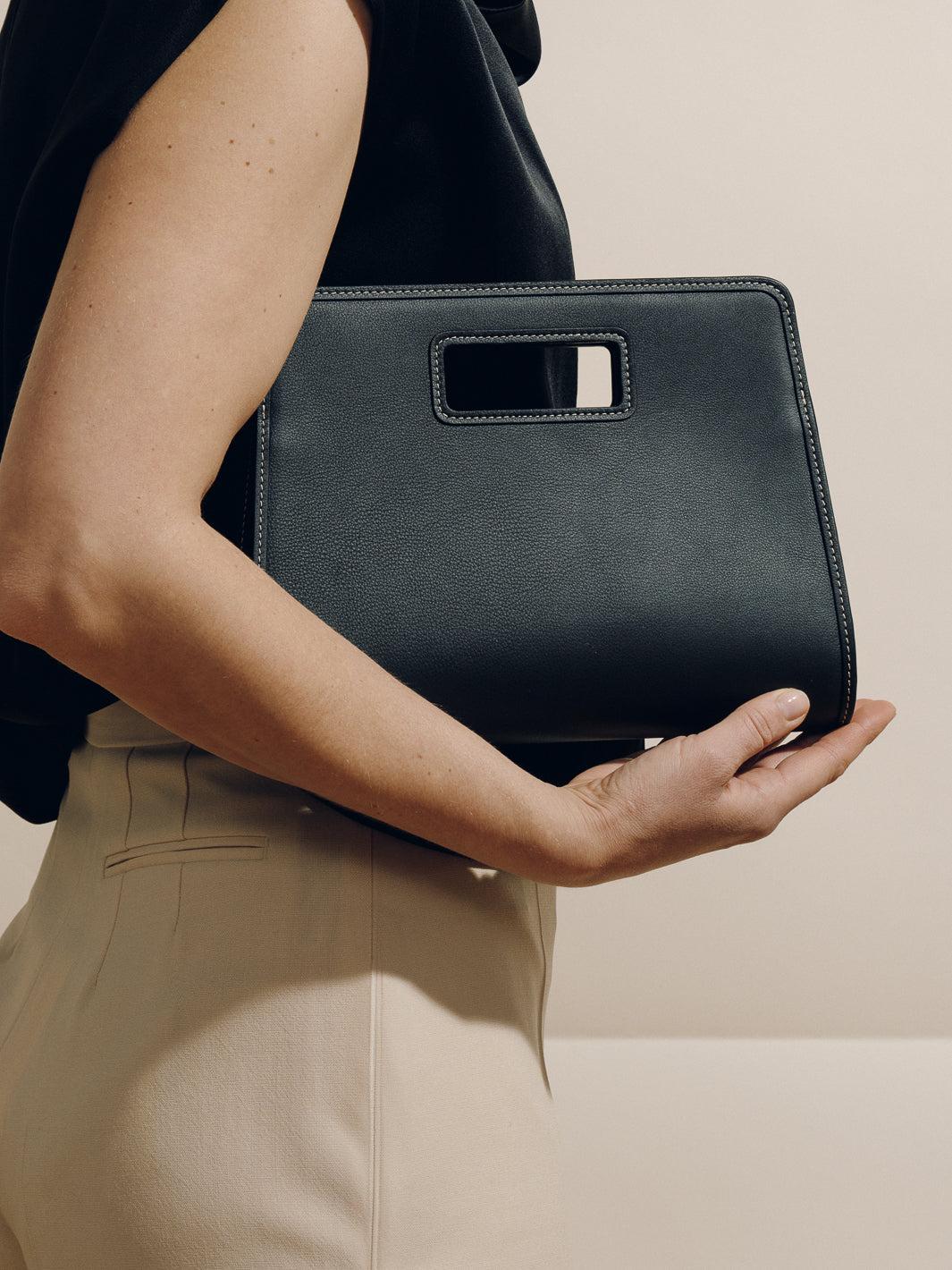 The Retro Clutch in Nappa Product Image