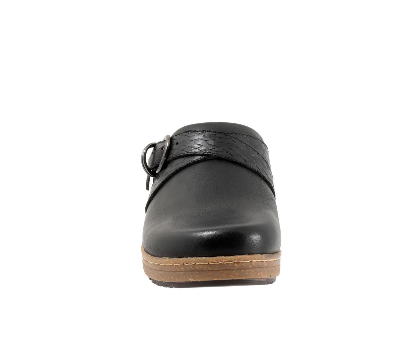 Women's Softwalk Asmara Clogs Product Image