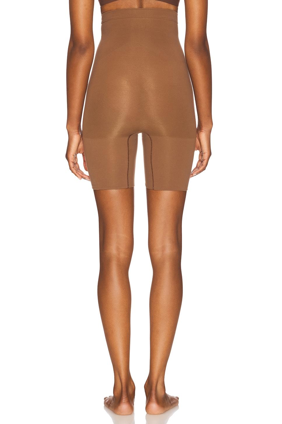 Spanxsculpt Seamless Power High Waisted Short SPANX Product Image