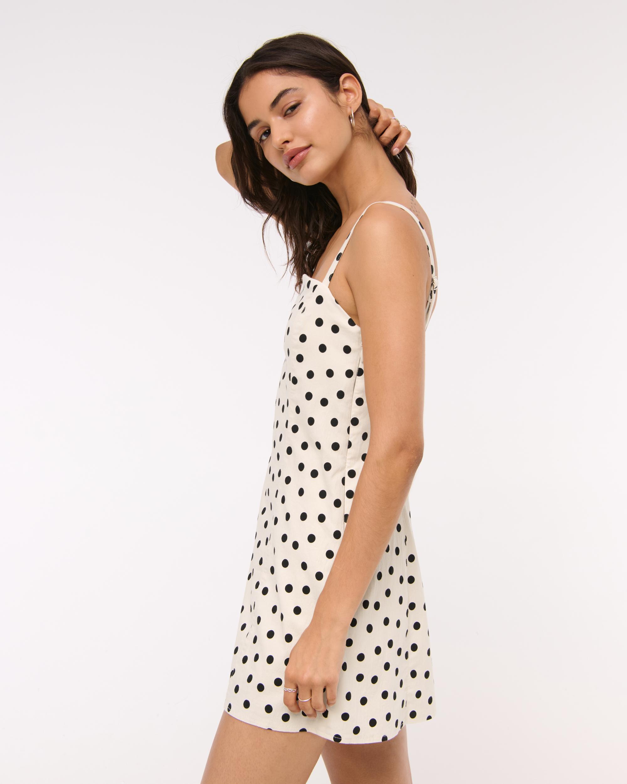 Bra-Free Everyday Skort Product Image