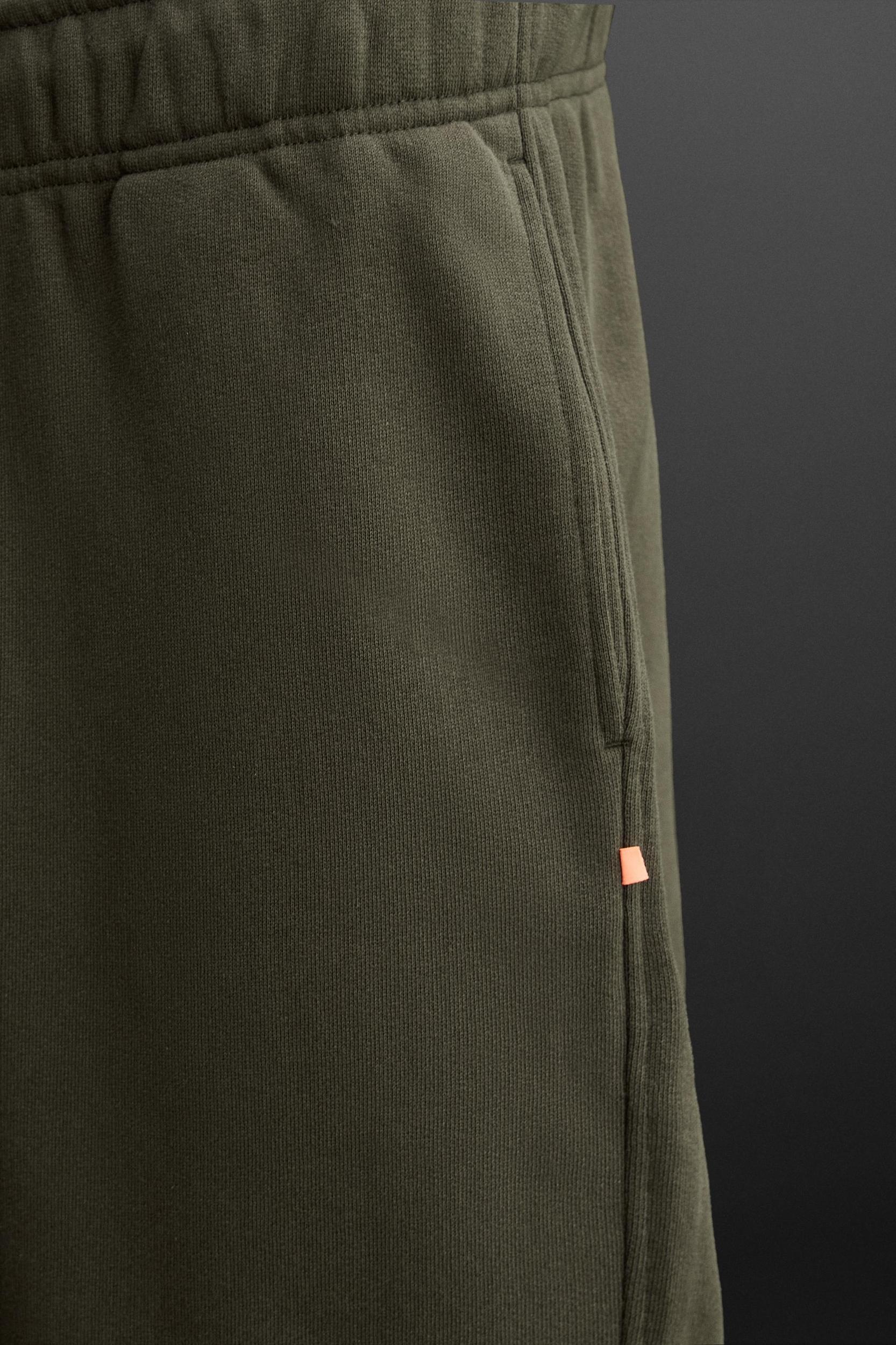 JOGGER PANTS Product Image