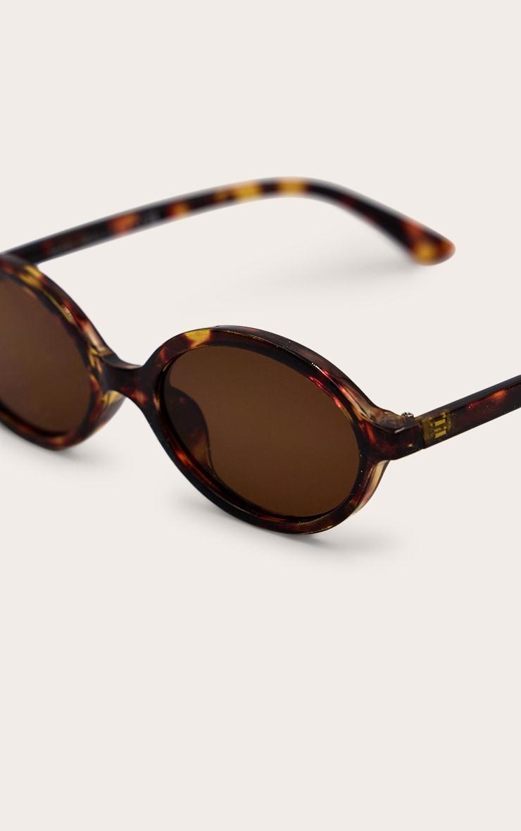 Tortoiseshell Round Lens Sunglasses Product Image