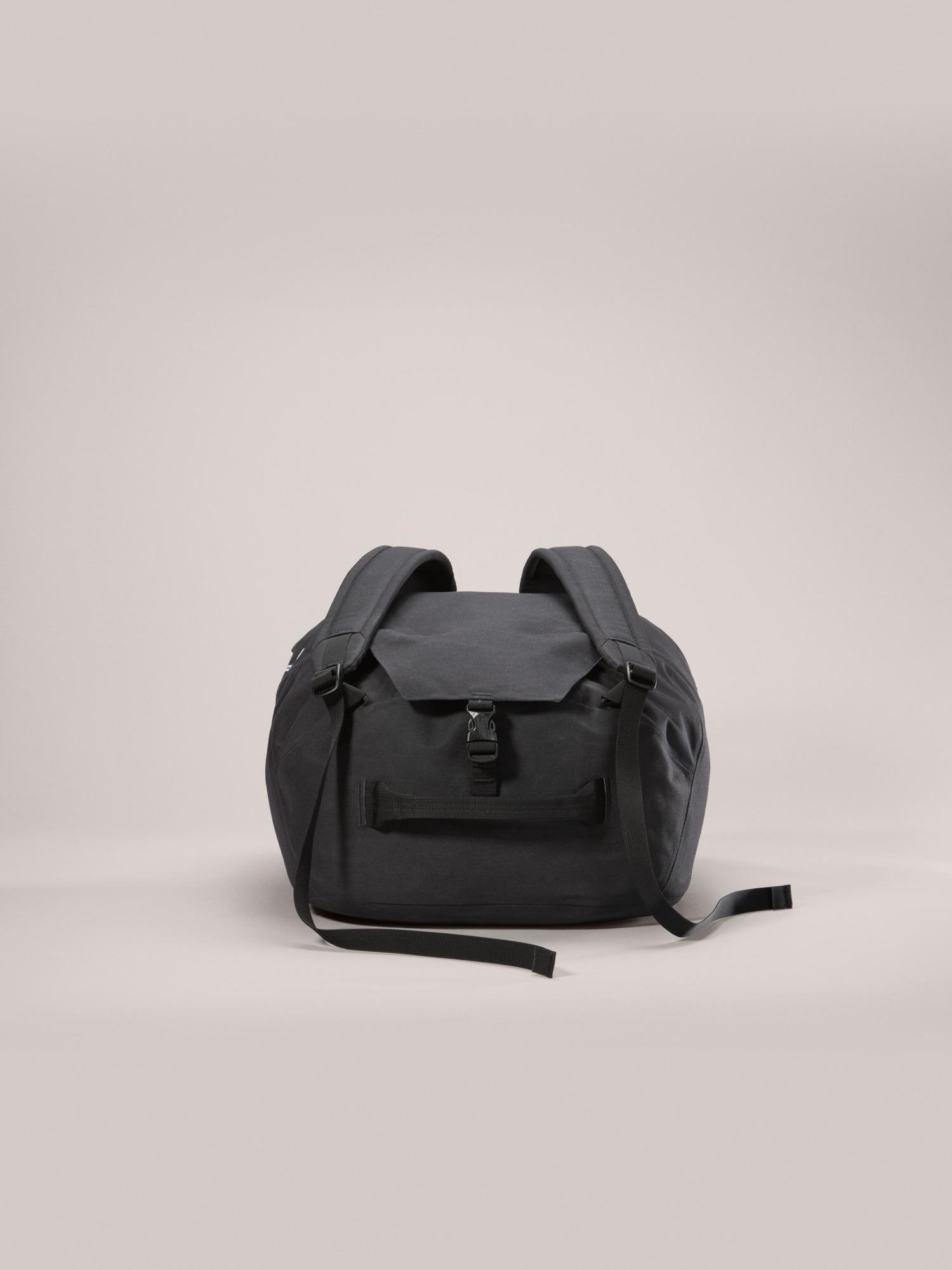 Carrier 40 Duffle Product Image