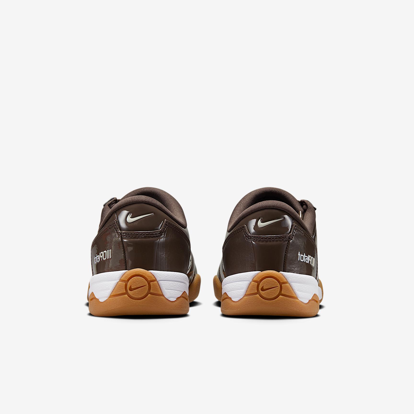 Nike Total 90 Women's Shoes Product Image