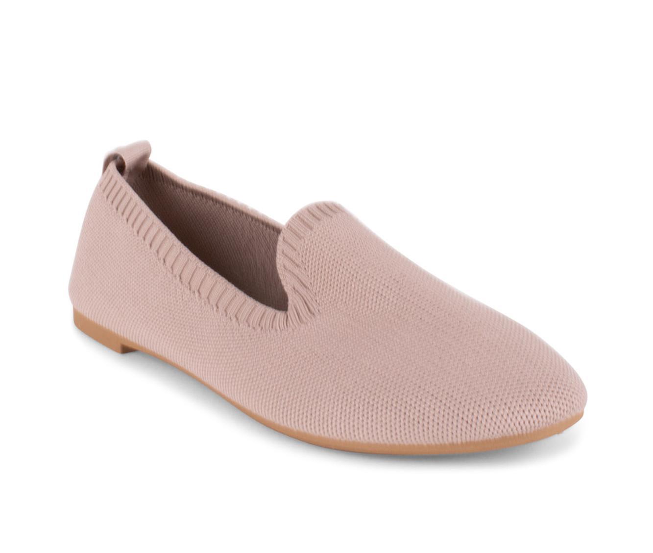 Women's Danskin Dream Flats Product Image