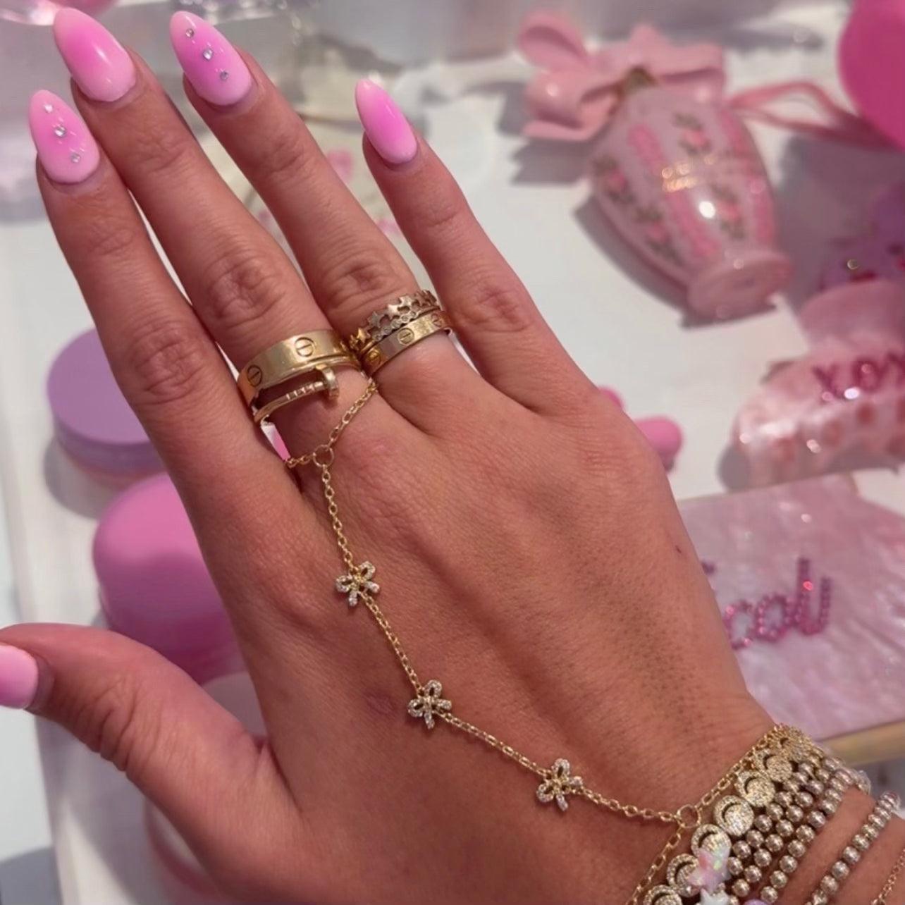 Belle Hand Chain Product Image