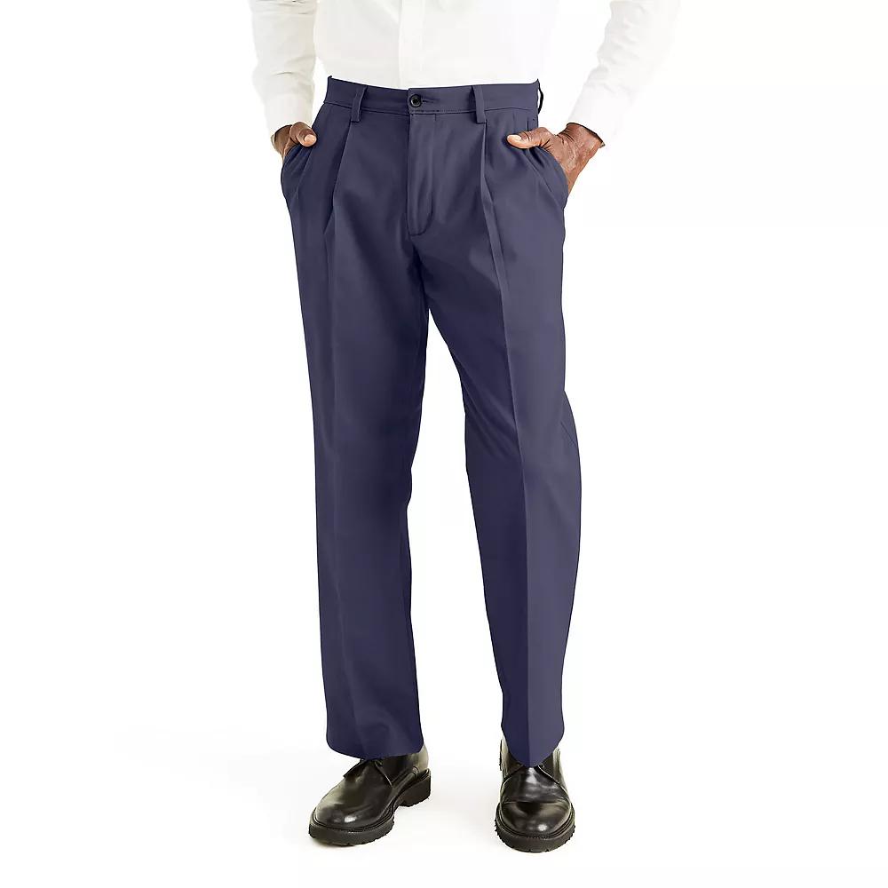 Men's Dockers® Stretch Easy Khaki Classic-Fit Pleated Pants,  Product Image