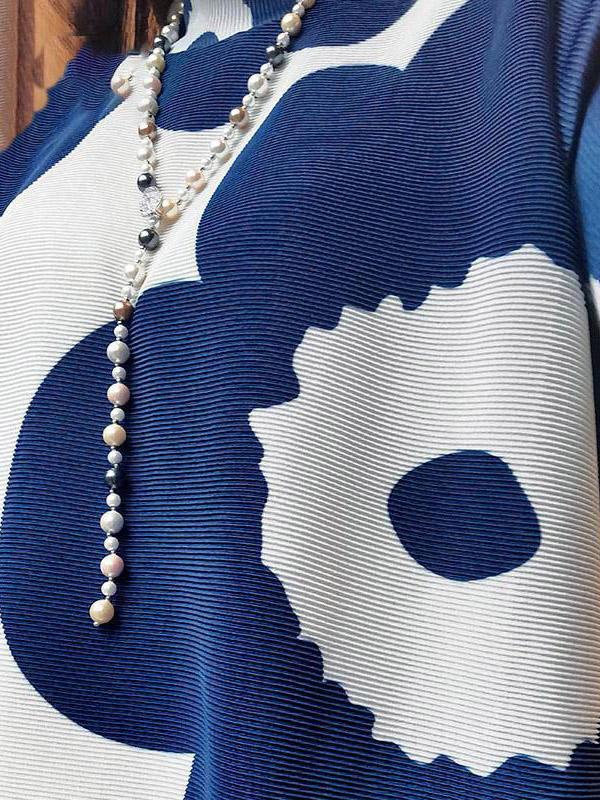 Long Sleeves Loose Flower Print Pleated Mock Neck Mini Dresses Product Image