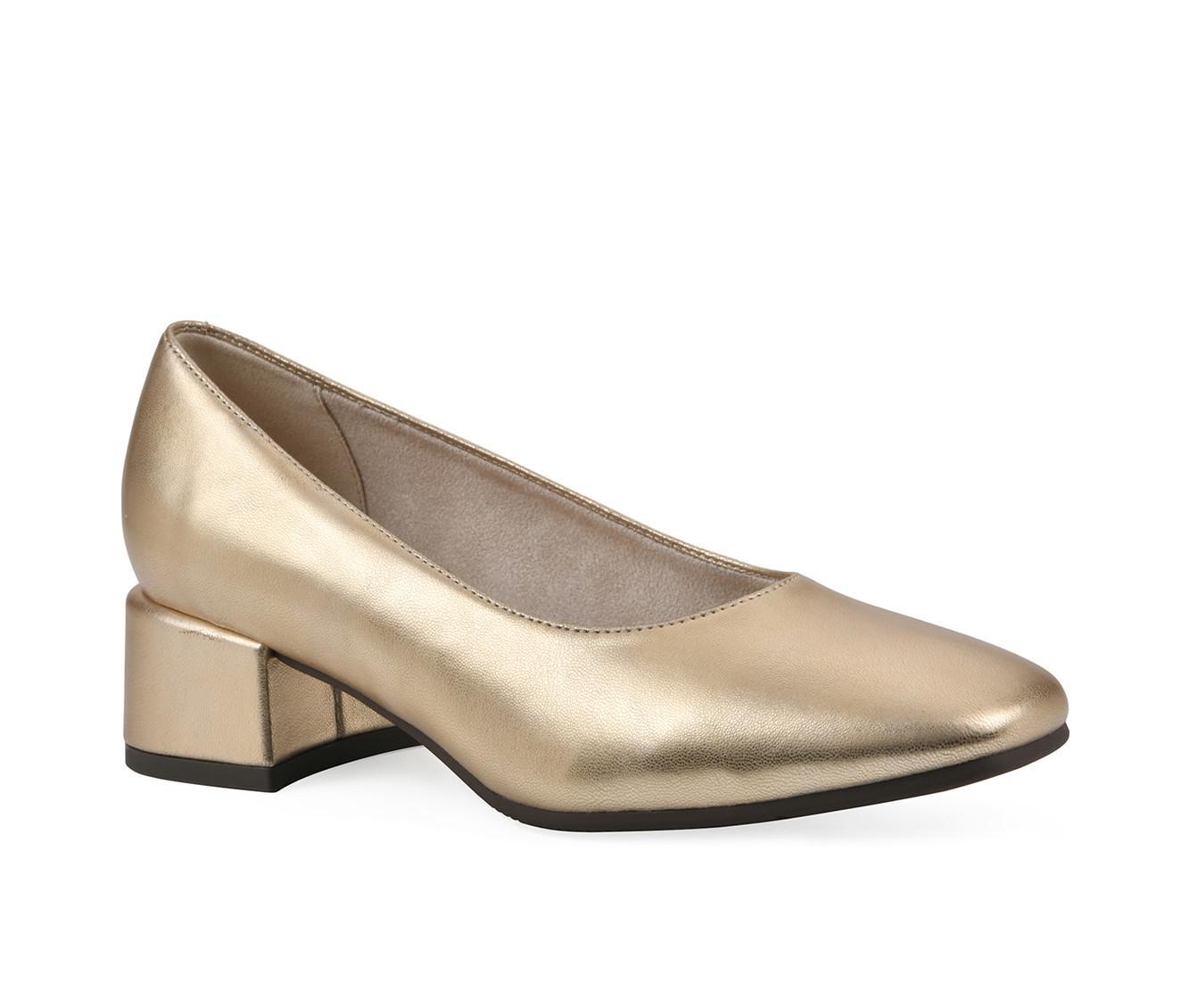 Women's Cliffs by White Mountain Quintesa Pumps Product Image